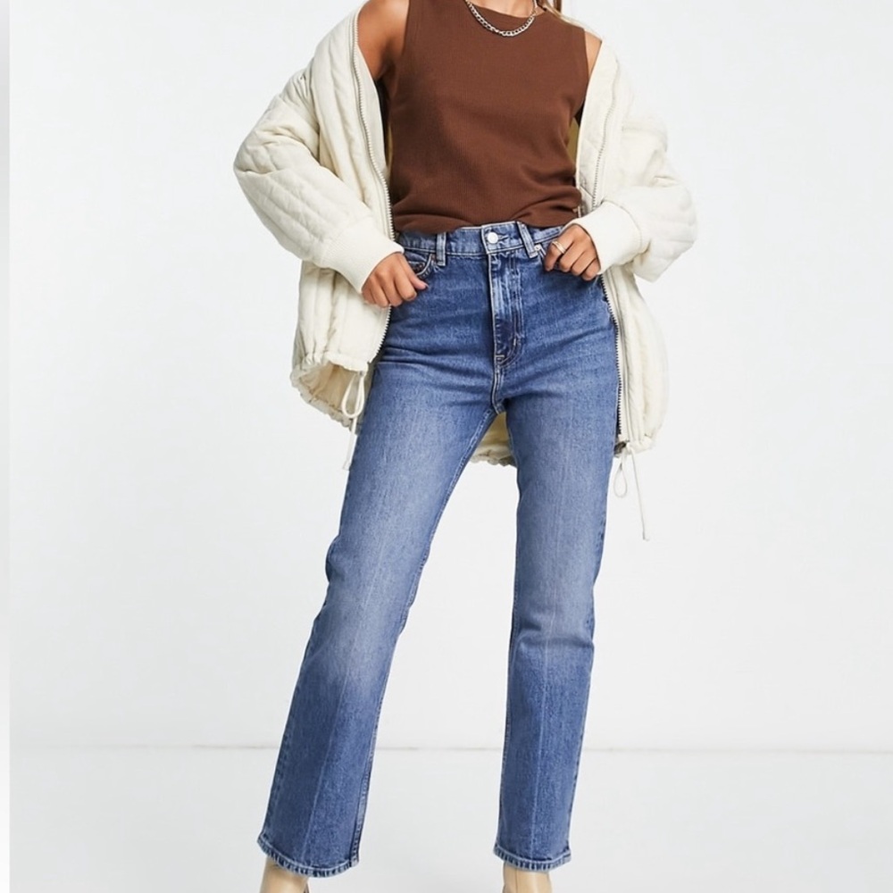 & Other Stories Moody Crop